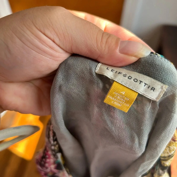 LEIFSDOTTR SILK FEATHER PRINT RUCHED DRESS - Picture 3 of 4